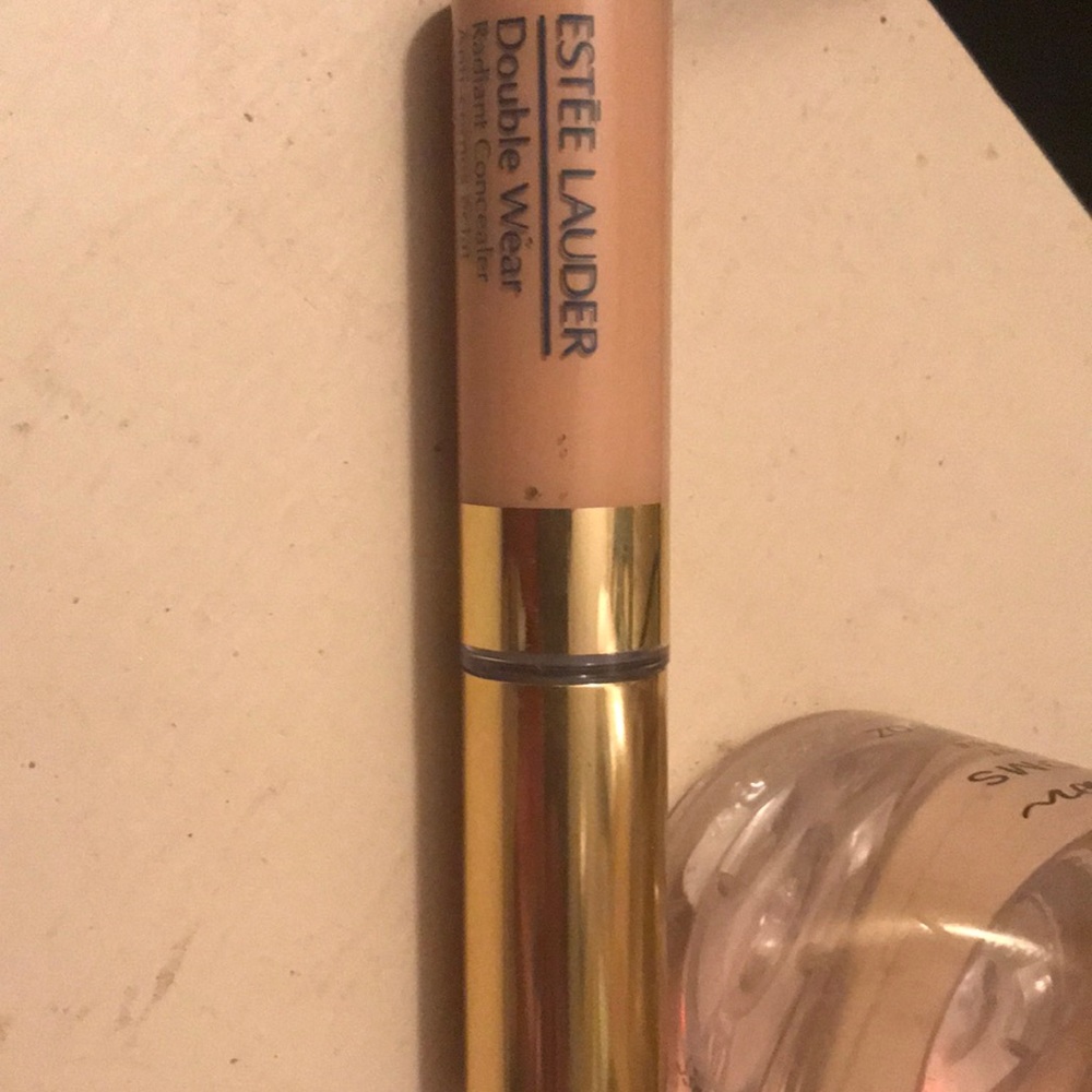 Estée Lauder Double Wear Radiant Concealer